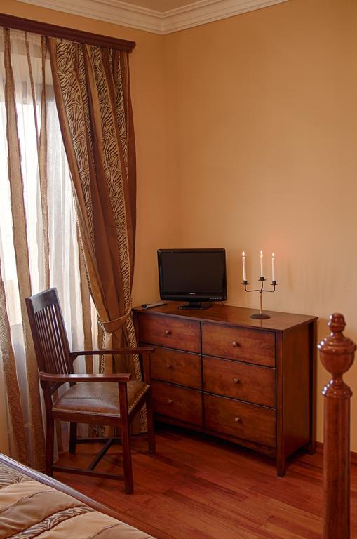 Tsaghkunq Guest House Sevan Chambre photo